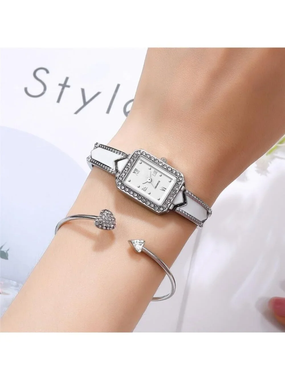 Women's Silver Crystal Diamond Bracelet Luxury Fashion Dress Quartz Wrist Watch